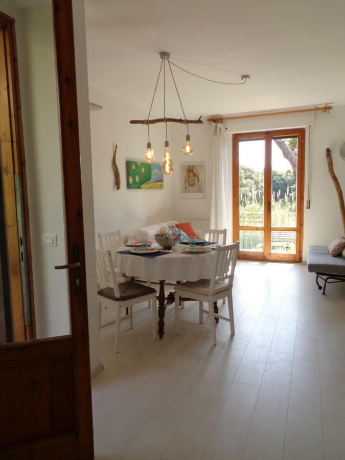 La Casa Di Nina Apartamento Quercianella Exterior foto