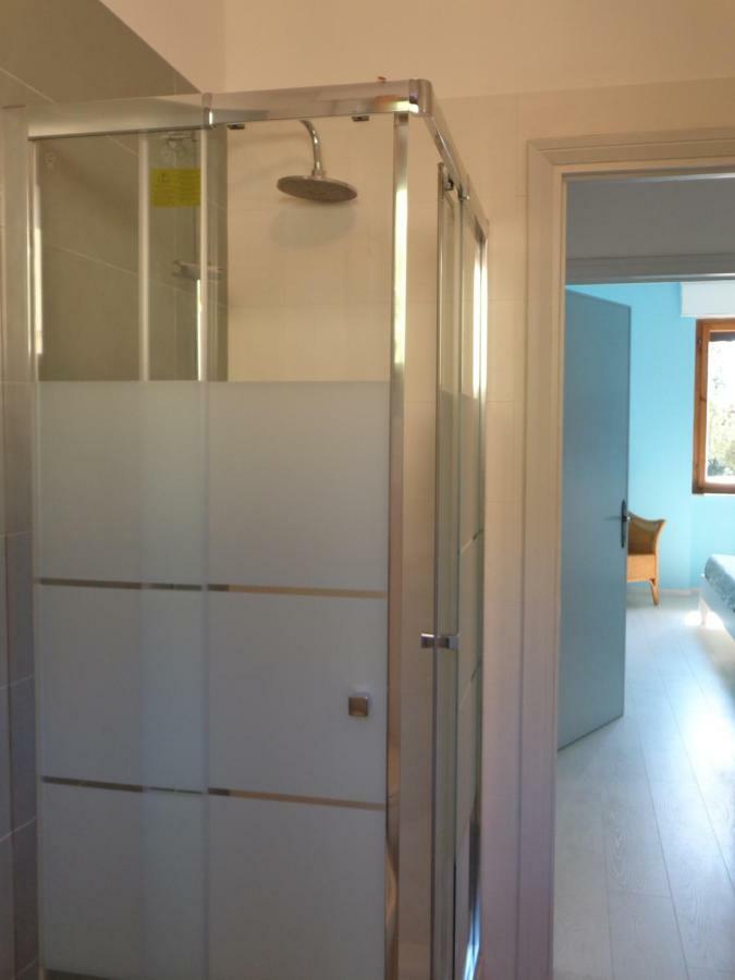 La Casa Di Nina Apartamento Quercianella Exterior foto