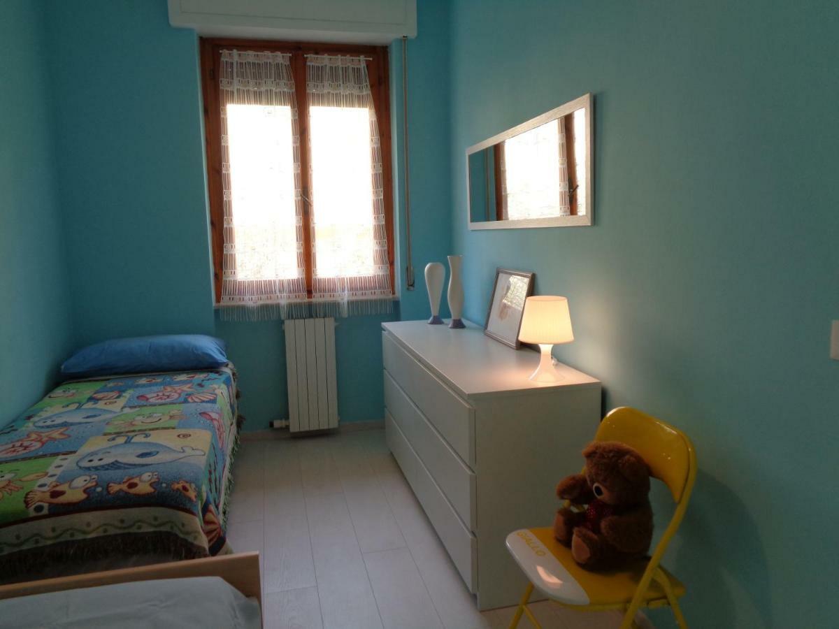 La Casa Di Nina Apartamento Quercianella Exterior foto