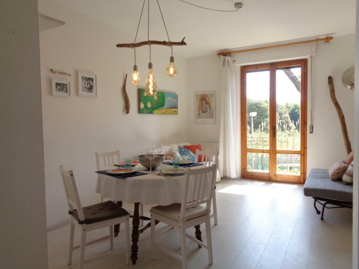 La Casa Di Nina Apartamento Quercianella Exterior foto